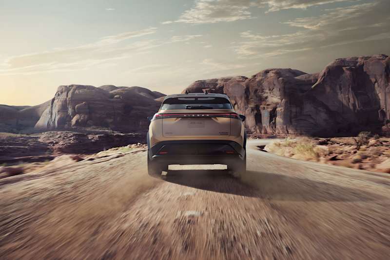 Cover image for Transforming Nissan