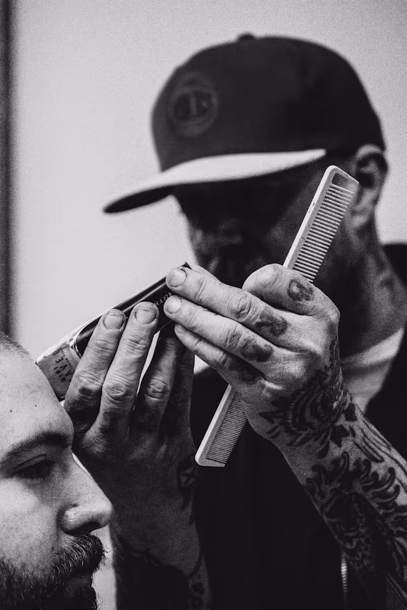 Cover image for Barber shop