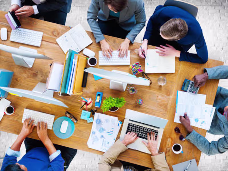 Cover image for Expert Social Media Marketing