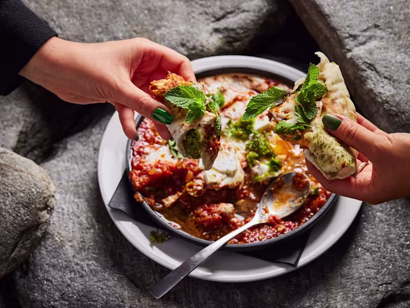 Cover image for SMM for restaurant Todá