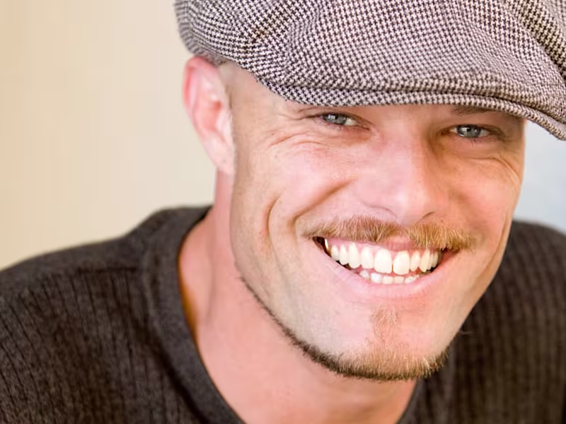 Cover image for Voiceover Artist: I'll help you reach the heart of your audience