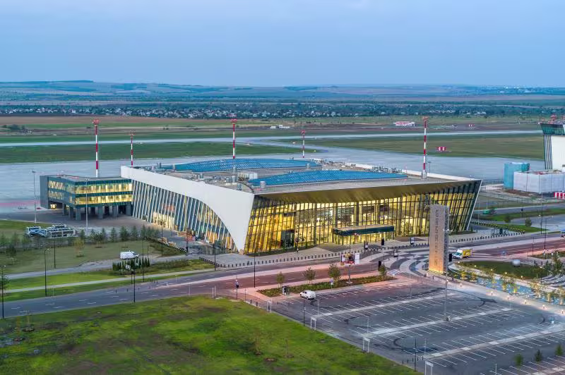 Cover image for International Airport Gagarin