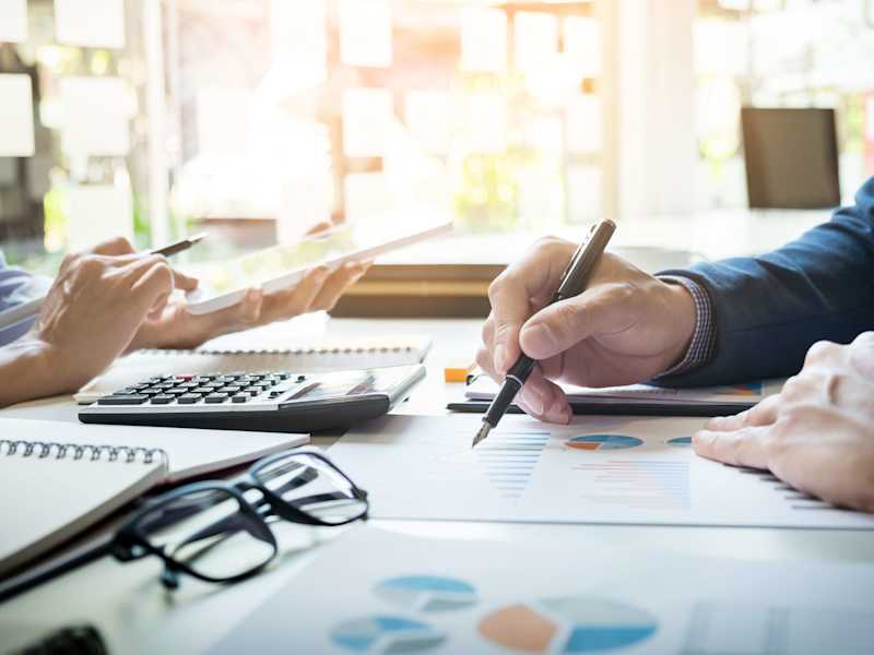 Cover image for Administrative & accounting assitance