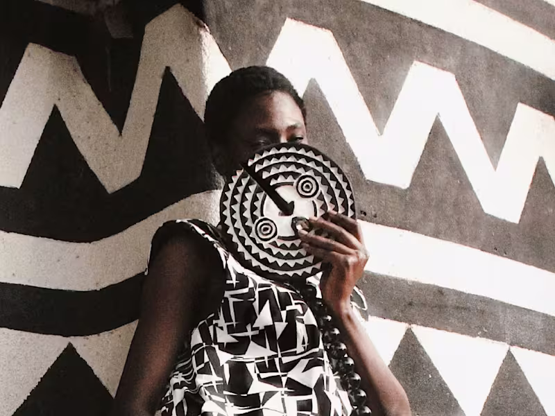 Cover image for Looga Yande Branding