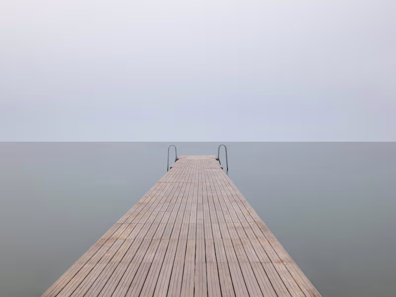 Cover image for The Art of Minimalism: Embracing Simplicity in a Chaotic World