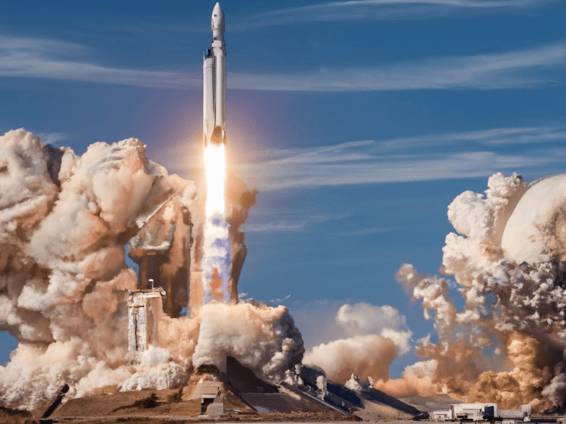 Cover image for  Exploring the Borders of Space a Journey into Current Space