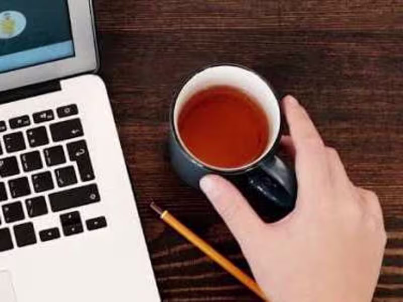 Cover image for Words That Convert: Increase Sales & Engagement