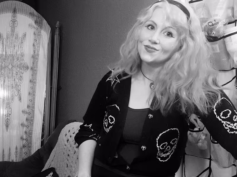 Cover image for Narration, Podcast, Social Media, and Voice Acting/Copywriting 