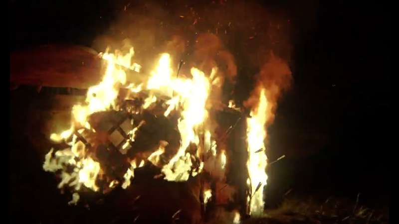 Cover image for Houdini Cloth & Pyro Clusters - YouTube