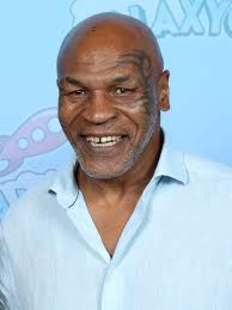 Cover image for The Life and Legacy of Mike Tyson