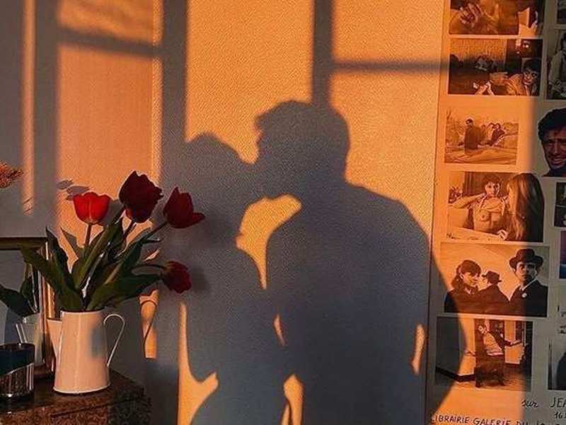 Cover image for Navigating the Wild World of Situationships: A Modern Guide