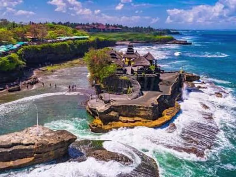 Cover image for Bali Unraveled: A Journey Through Paradise

