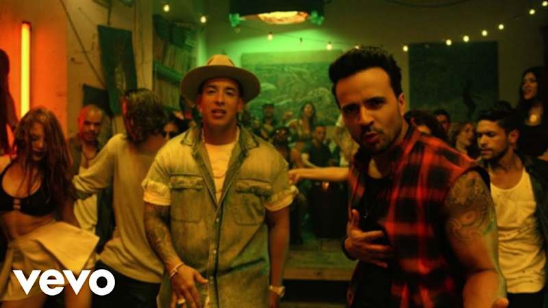 Cover image for Luis Fonsi - Despacito ft. Daddy Yankee - YouTube