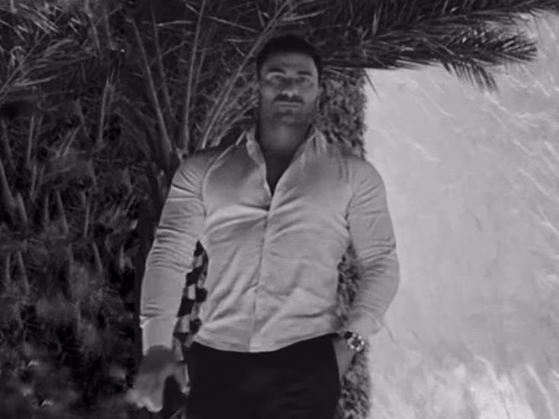 Cover image for Self-Publishing Servicies