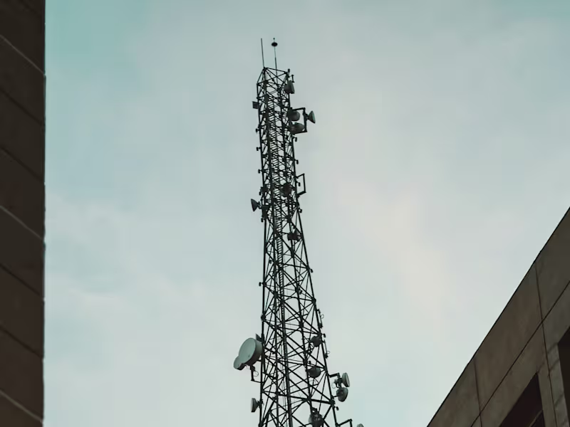 Cover image for  "The Importance of Effective Communication in the Workplace"