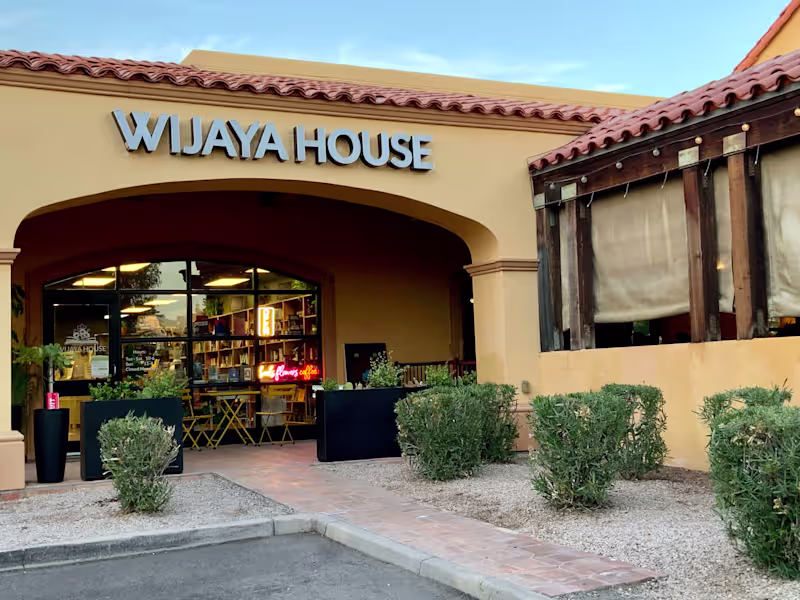 Cover image for Wijaya House Bookshop Website