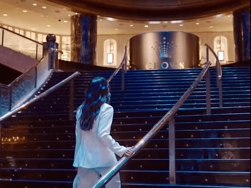 Cover image for CROWN Hotel - Metro Hotel