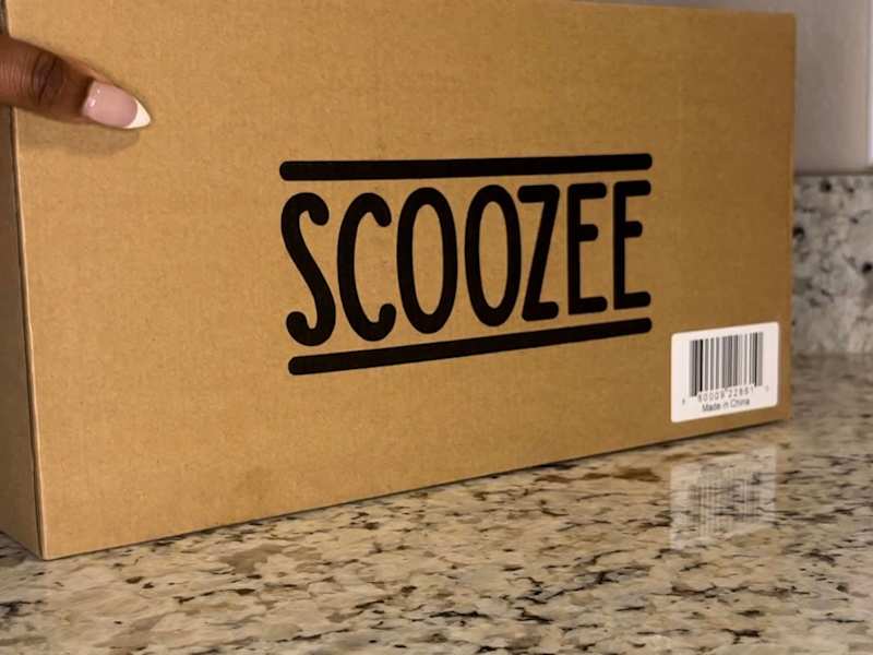 Cover image for Unboxing