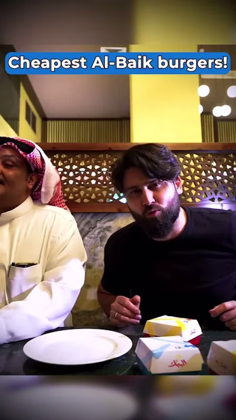 Cover image for 🇸🇦 Cheapest Al Baik Burgers Review #saudiarabiafood #albaik #…