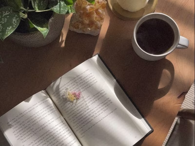 Cover image for REALISTIC MORNING ROUTINE  
FOR PRODUCTIVITY 