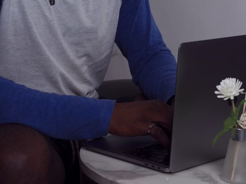 Cover image for UGC Creator for a trading platform advertisement (video)