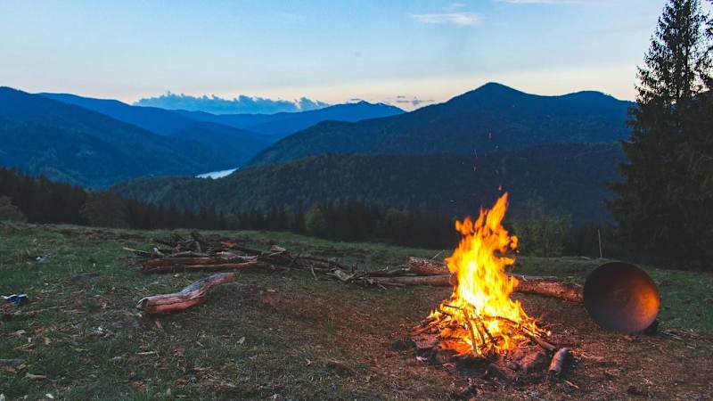 Cover image for Master These 5 Essential Outdoor Survival Skills