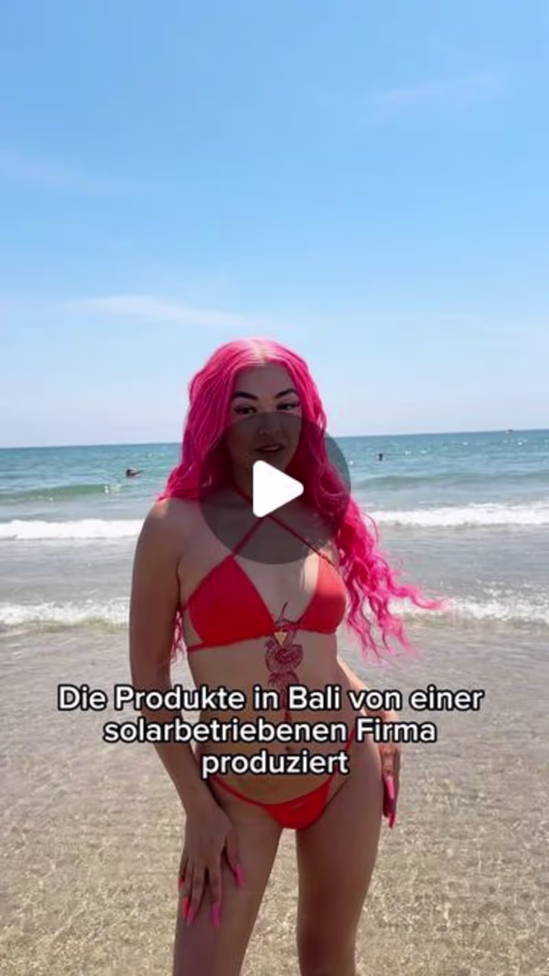 Cover image for UGC-Video - Beach Bun👙