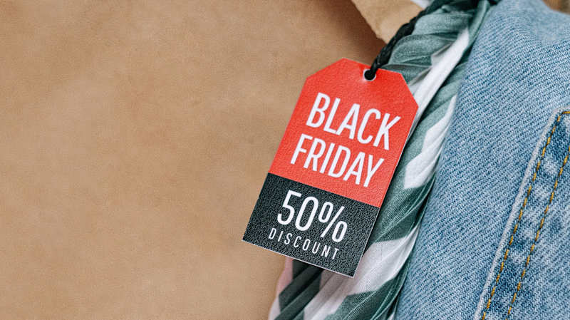 Cover image for 2,100-word blog for Hive: Black Friday 2023: Pros and cons