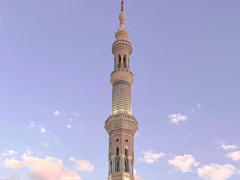 Cover image for Make Ur Business Growth