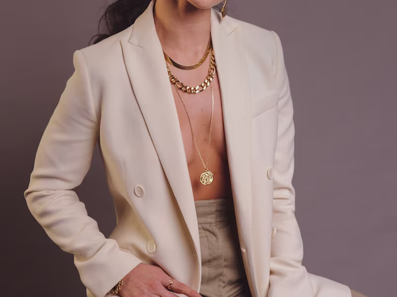 Cover image for no try hards- just an it girl.