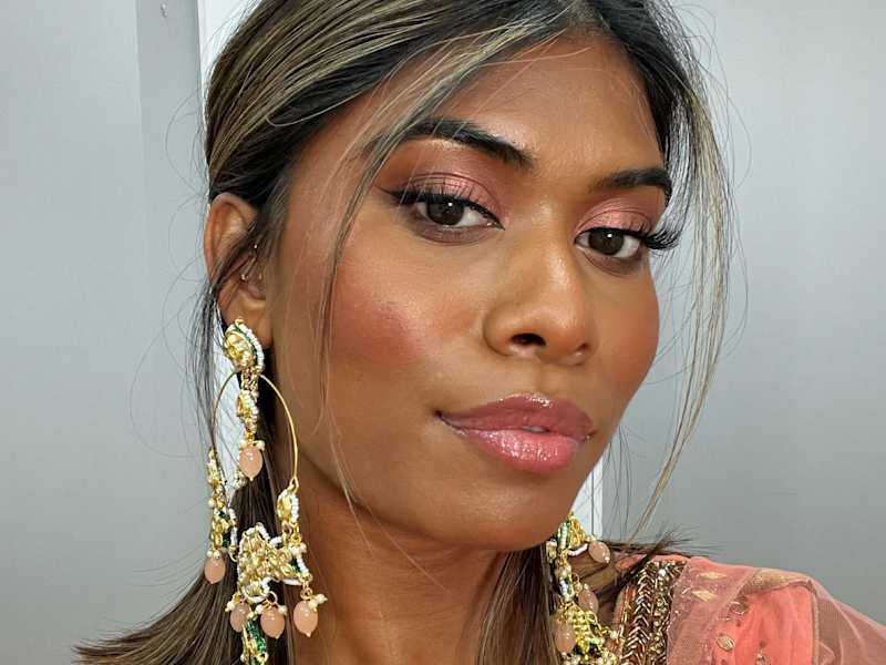 Cover image for EYE MAKEUP TUTORIALS