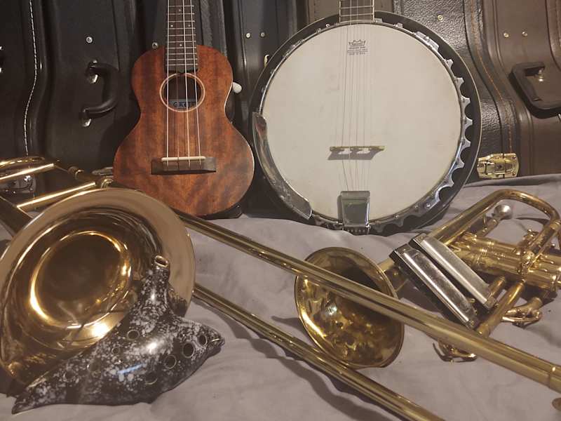 Cover image for Fantastic jingles custom made by Julian Daniels