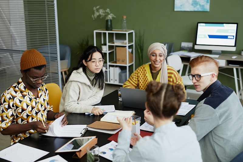 Cover image for Incorporating Inclusion and Diversity In the Workplace