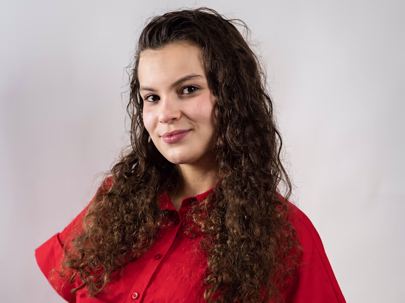 Cover image for Yasmine's Headshots