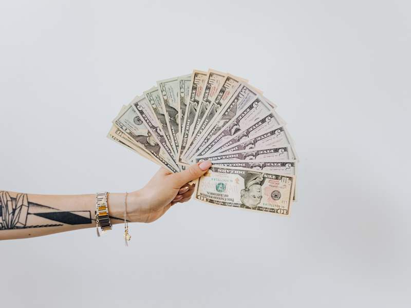 Cover image for Your sales pitch can make or break the deal,