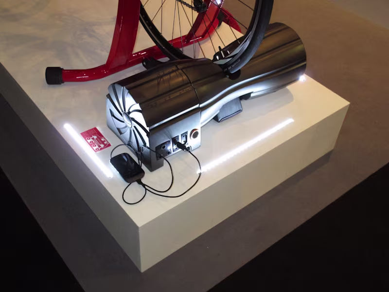 Cover image for Red Dot Award 2012: Portable Charge Unit