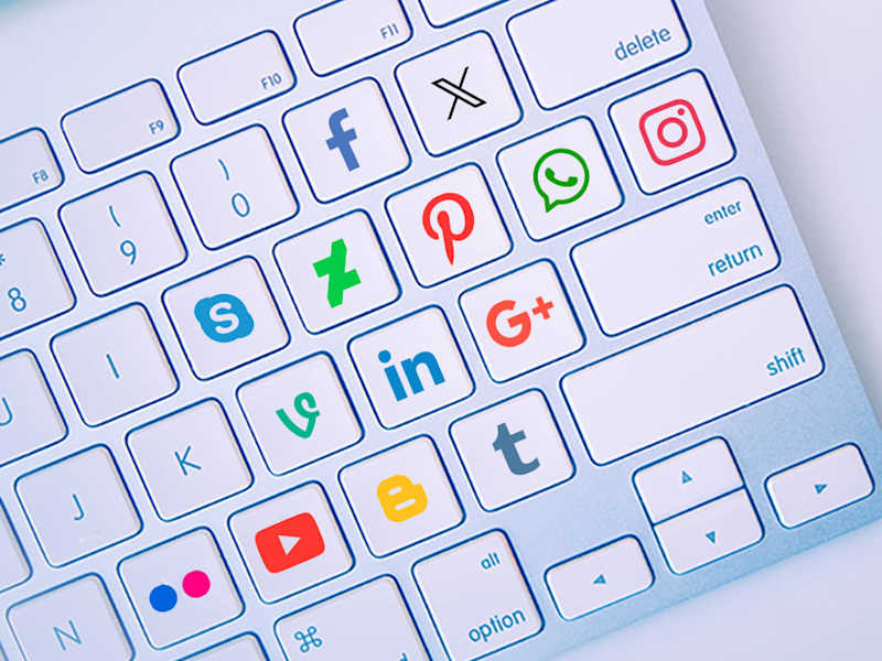 Cover image for Social Media Design