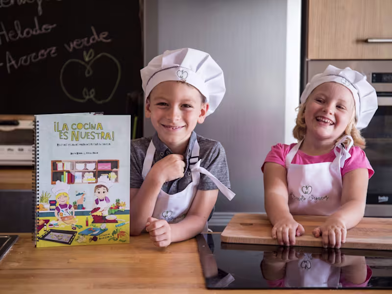 Cover image for ¡La cocina es nuestra!