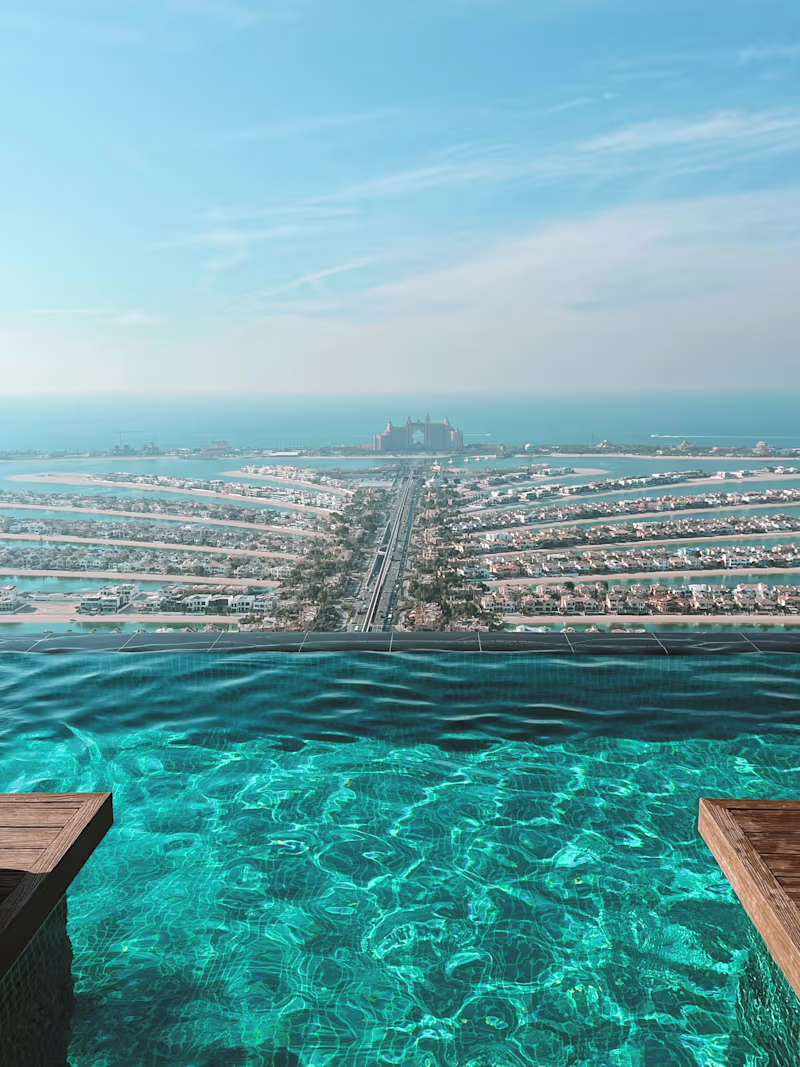 Cover image for Emotional Transformation of Luxury Interiors with Art