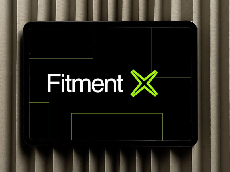 Cover image for Fitment X