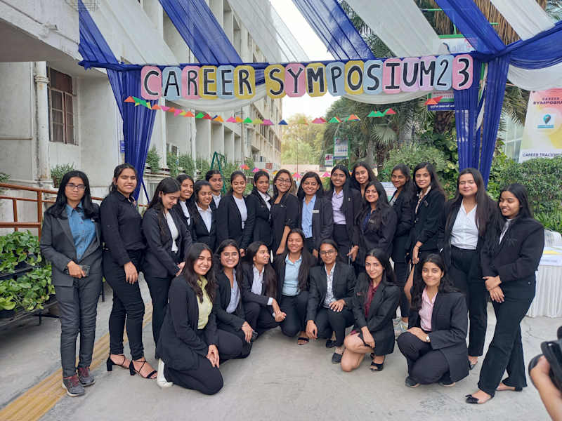 Cover image for President, Placement Cell