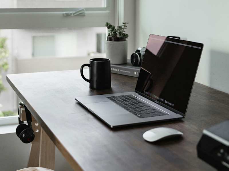 Cover image for Let me take care of the administrative tasks that overwhelm you.