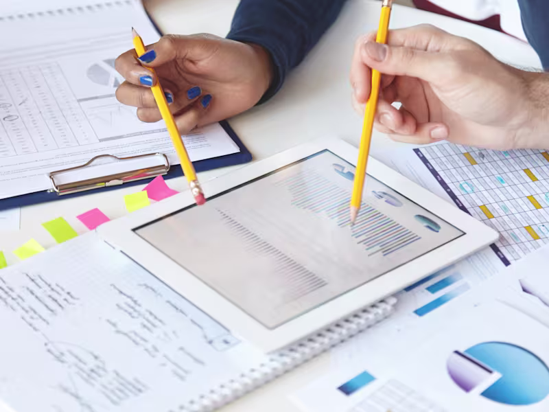 Cover image for UX Expert Review & Heuristic Evaluation 