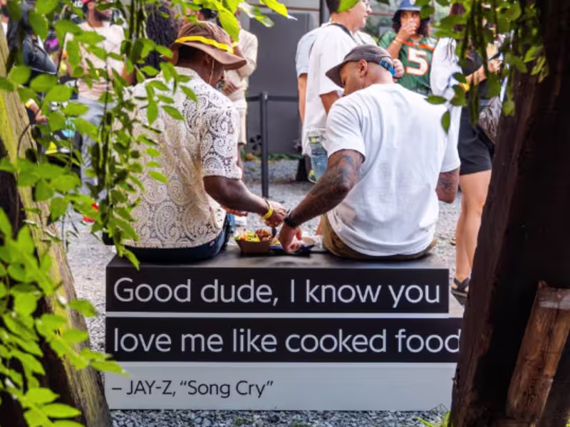 Cover image for Genius IQ BBQ