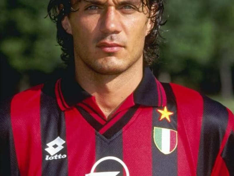 Cover image for Paolo Maldini: The Italian Hero | Sport Rankers