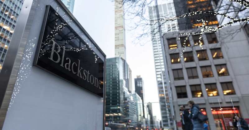Cover image for EXCLUSIVE-Blackstone to buy stake in major NYC office building