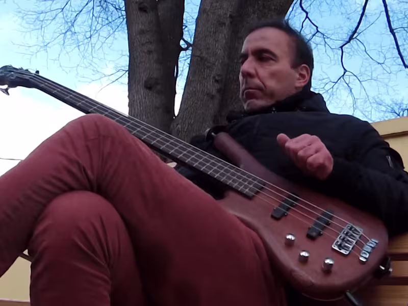 Cover image for I record incredible gospel christian worship bass guitar session