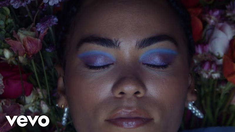Cover image for Madison McFerrin - (Please Don't) Leave Me Now (Official Video)…