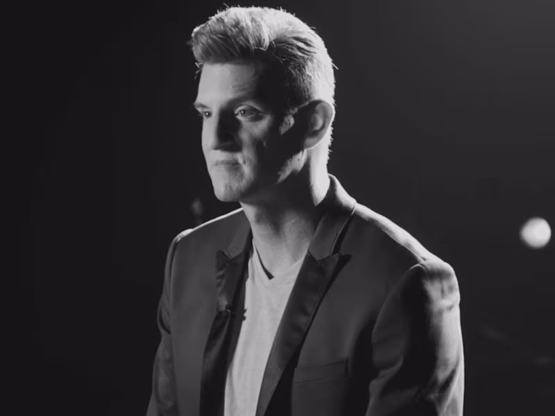 Cover image for Hero: A compelling story for Suicide Prevention Week