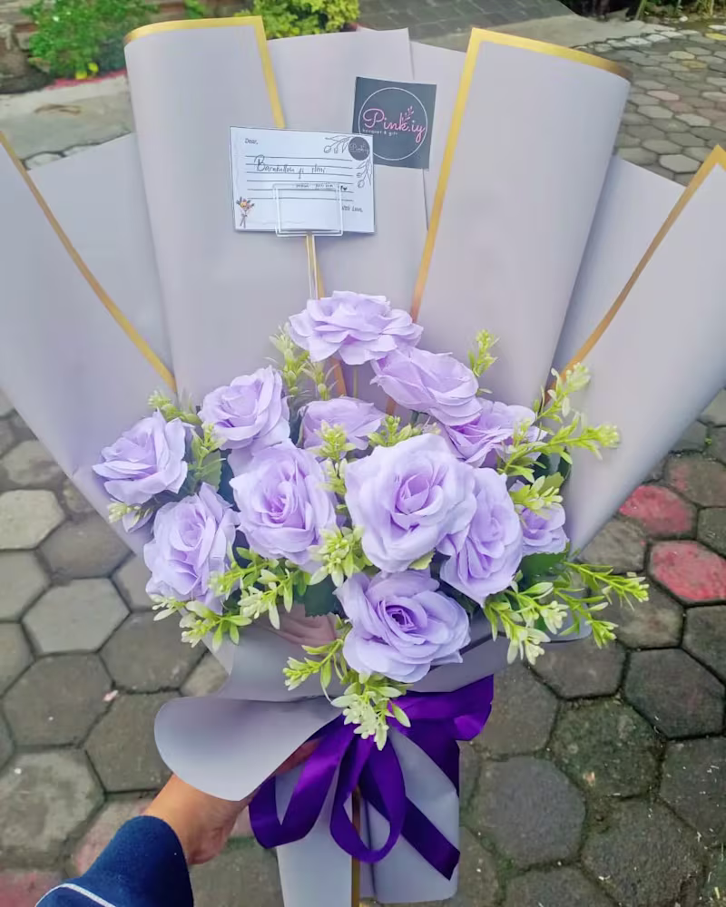 Cover image for Digital Product Catalog of Pink.iy Bouquet & Gift Shop